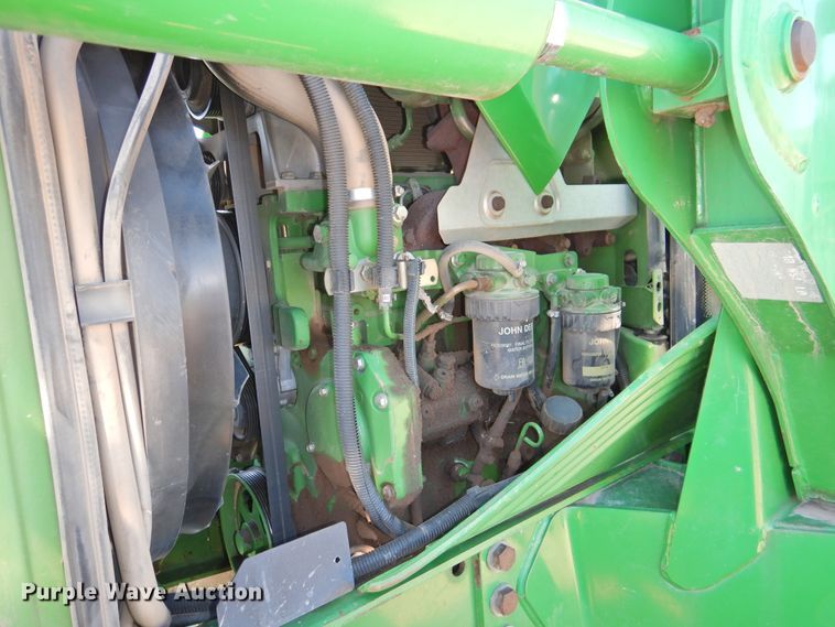 image for item DI0083 2005 John Deere 6420 MFWD tractor