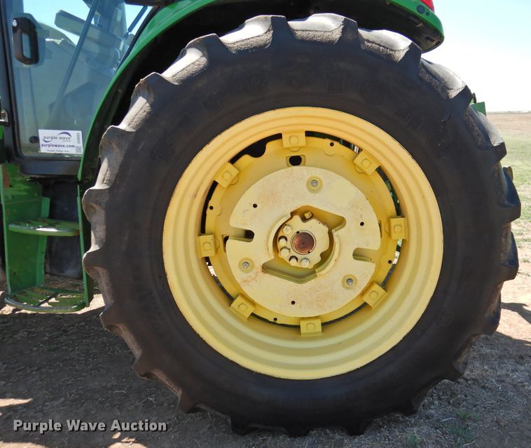 image for item DI0083 2005 John Deere 6420 MFWD tractor