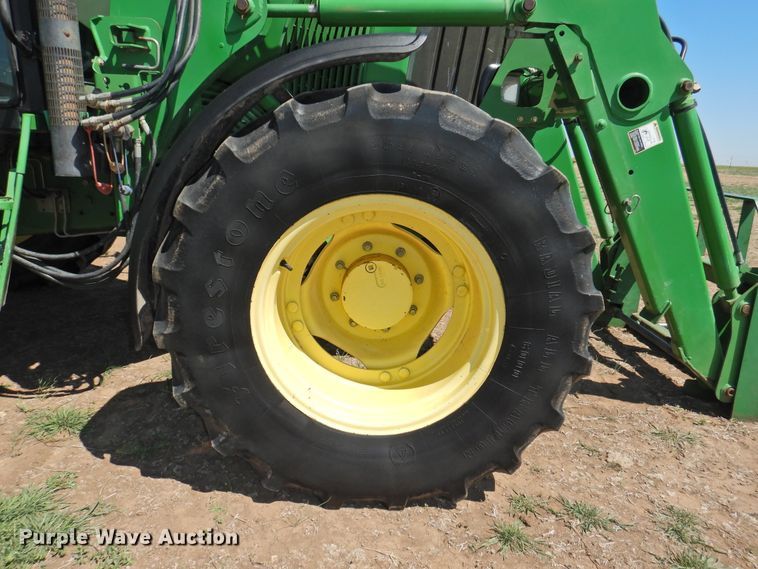 image for item DI0083 2005 John Deere 6420 MFWD tractor