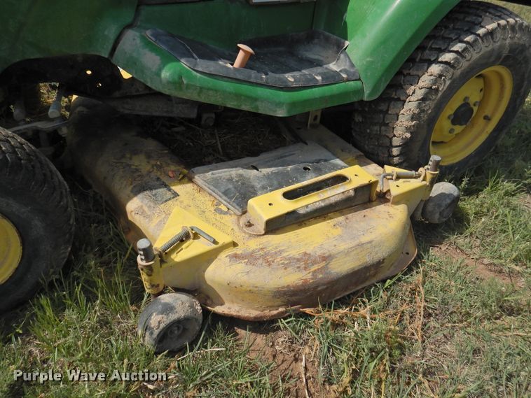 image for item DI0091 John Deere X495 lawn mower