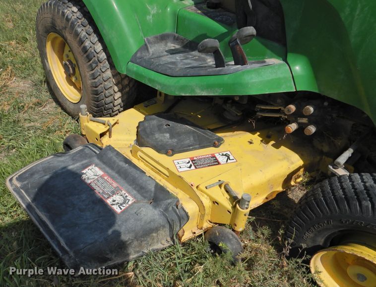 image for item DI0091 John Deere X495 lawn mower