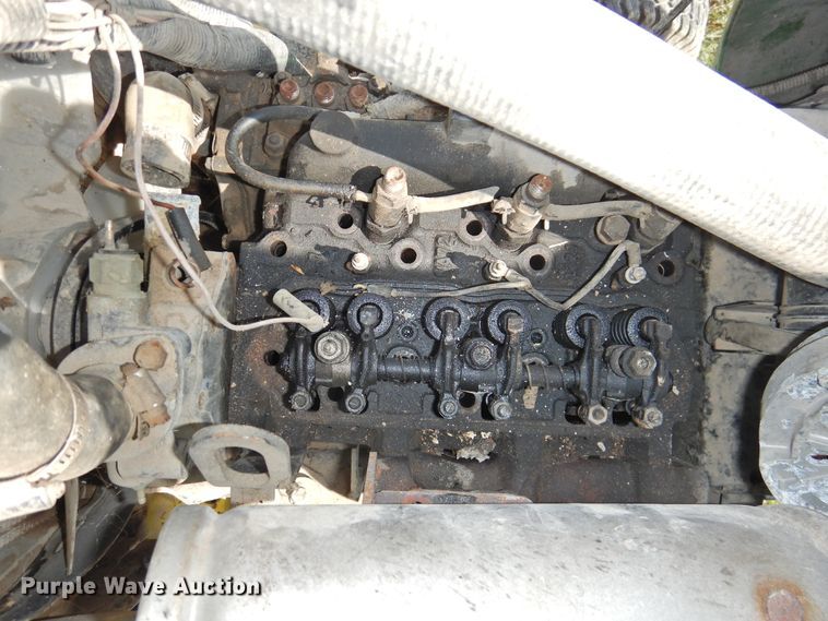 image for item DI0091 John Deere X495 lawn mower