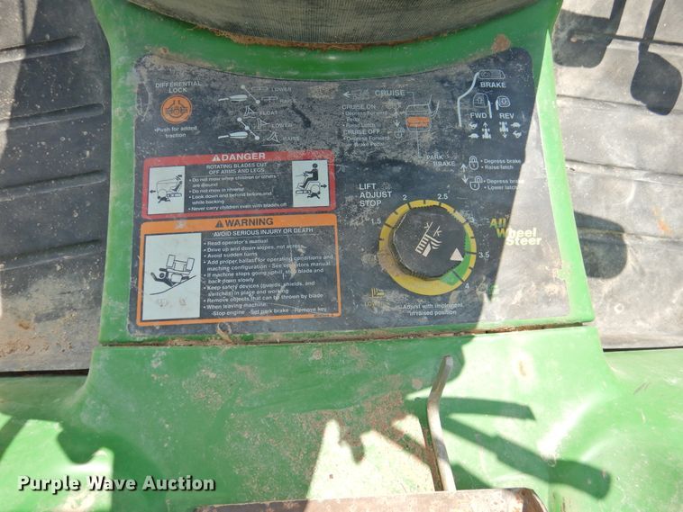 image for item DI0091 John Deere X495 lawn mower