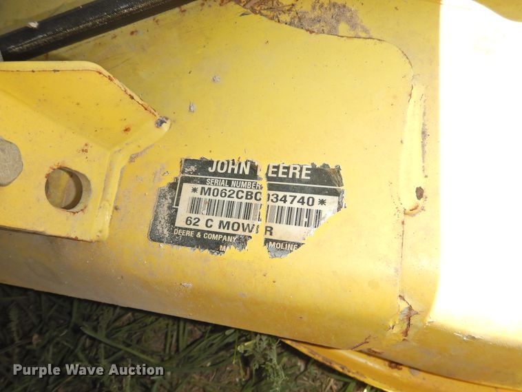 image for item DI0091 John Deere X495 lawn mower