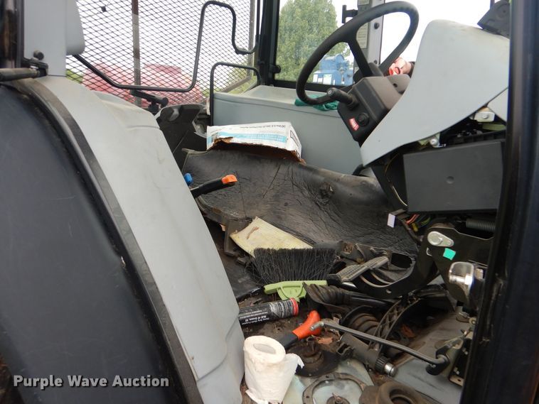 image for item GF9166 2010 New Holland T5060 tractor