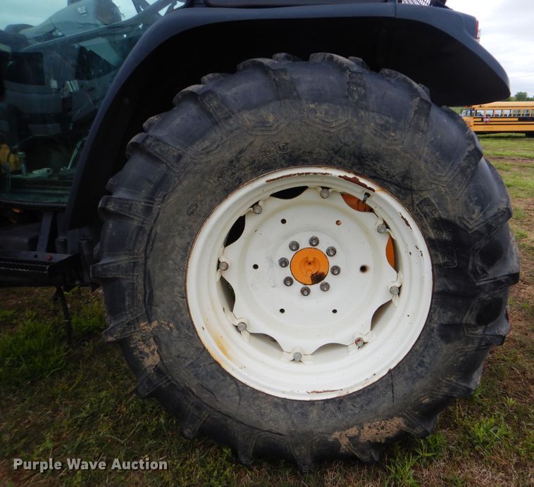 image for item GF9166 2010 New Holland T5060 tractor