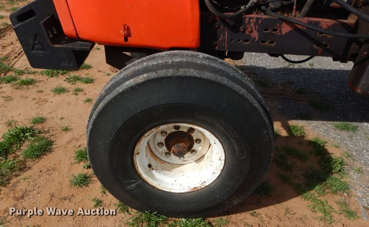 image for item GK9123 1975 Allis Chalmers AC7060 tractor