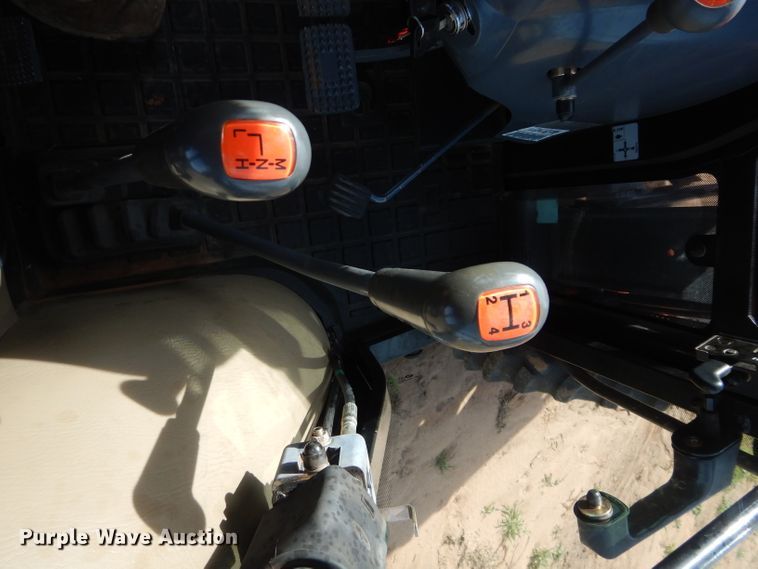 image for item GK9125 2007 Kioti DK65S MFWD tractor