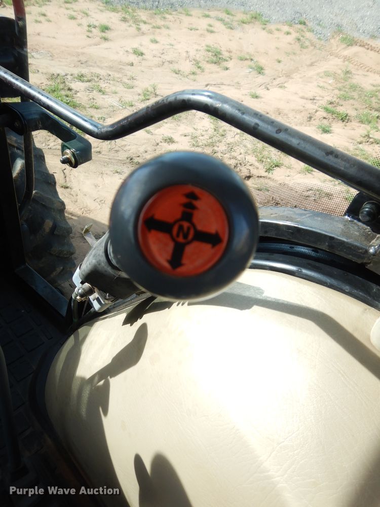 image for item GK9125 2007 Kioti DK65S MFWD tractor