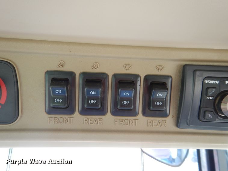 image for item GK9125 2007 Kioti DK65S MFWD tractor