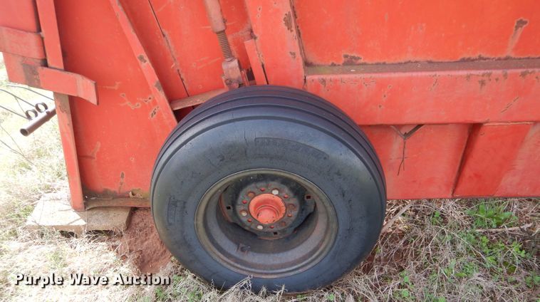 image for item GK9128 Round baler