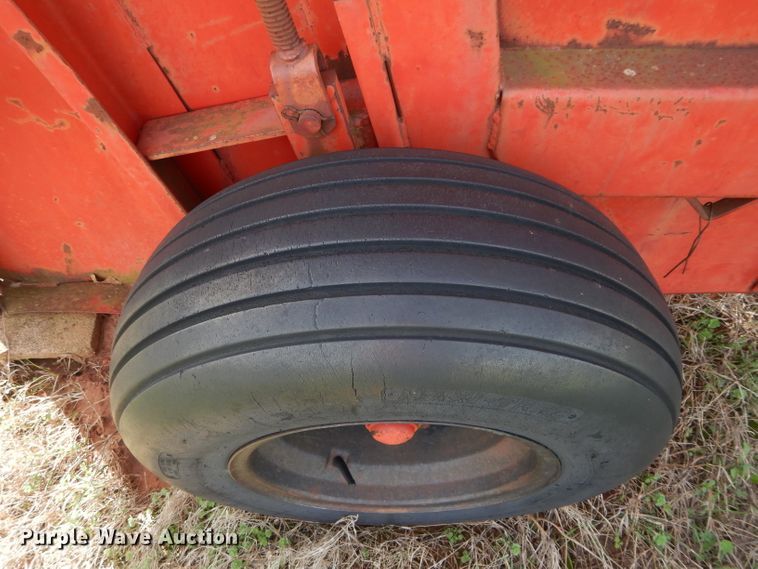 image for item GK9128 Round baler