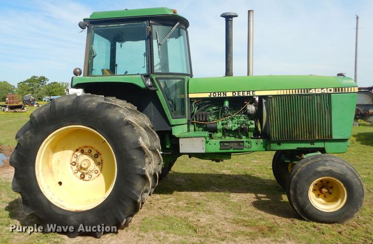 image for item GN9244 John Deere 4840 tractor