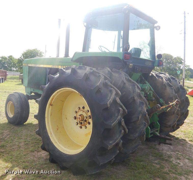 image for item GN9244 John Deere 4840 tractor
