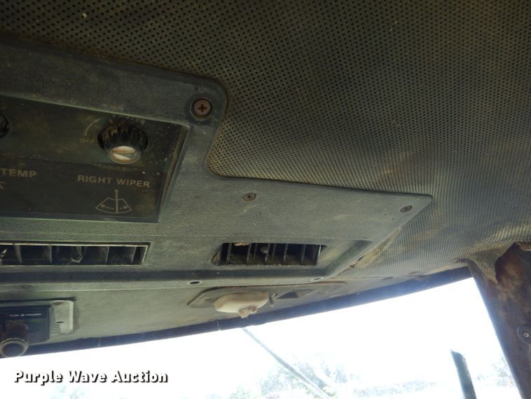 image for item GN9244 John Deere 4840 tractor