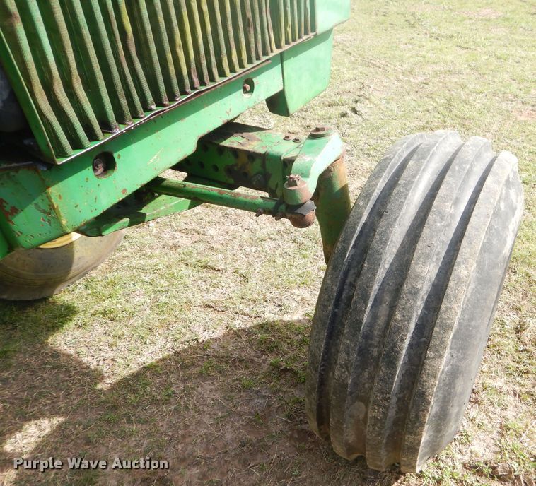 image for item GN9244 John Deere 4840 tractor