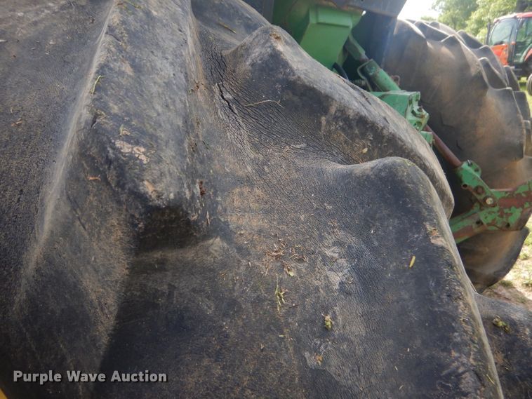 image for item GN9244 John Deere 4840 tractor