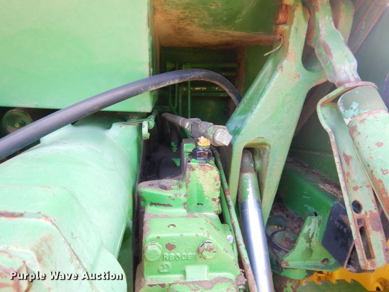 image for item GN9244 John Deere 4840 tractor