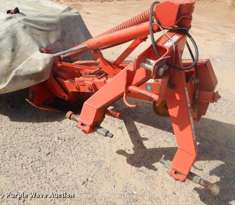 image for item GN9250 Kuhn GMD700 disc mower