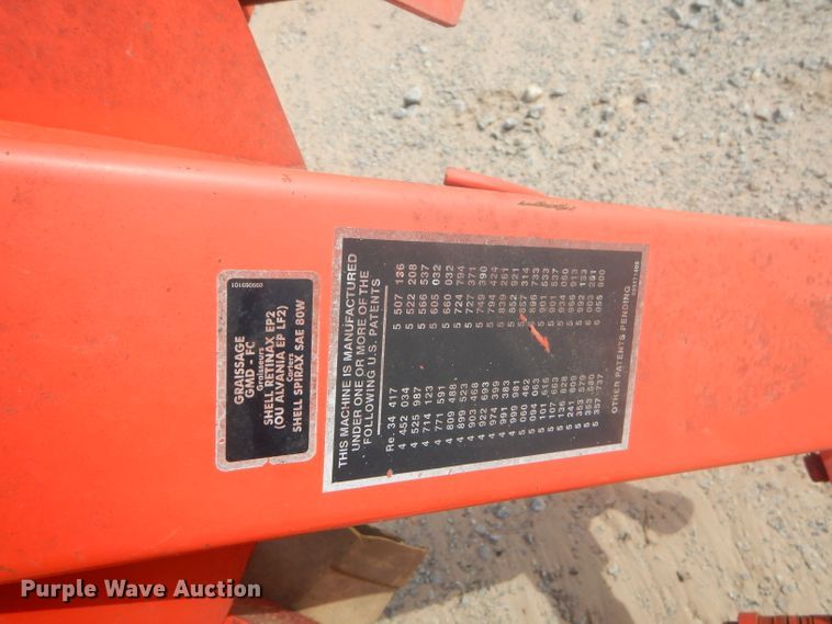 image for item GN9250 Kuhn GMD700 disc mower