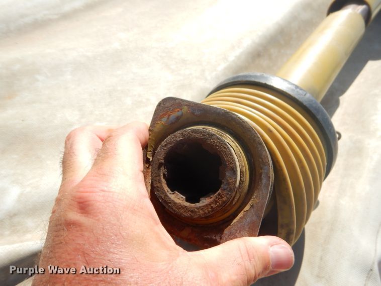 image for item GN9250 Kuhn GMD700 disc mower