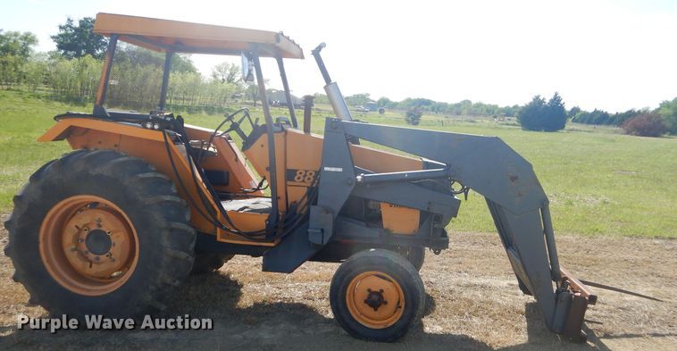 image for item GN9253 Valmet 885 tractor