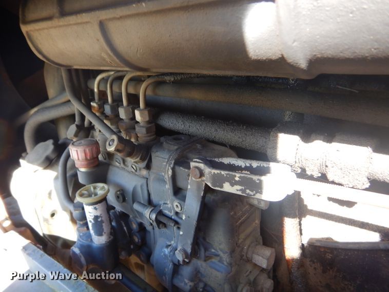 image for item GN9253 Valmet 885 tractor