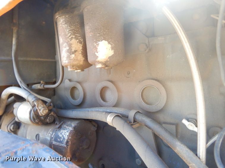 image for item GN9253 Valmet 885 tractor