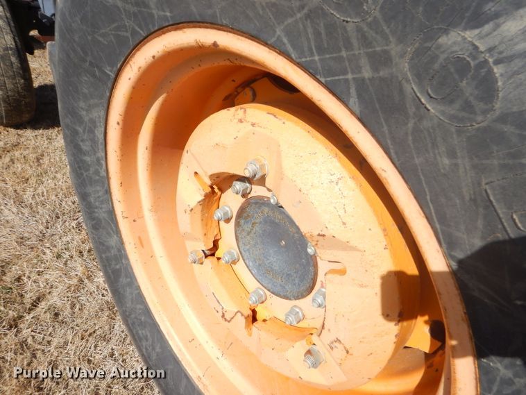 image for item GN9253 Valmet 885 tractor