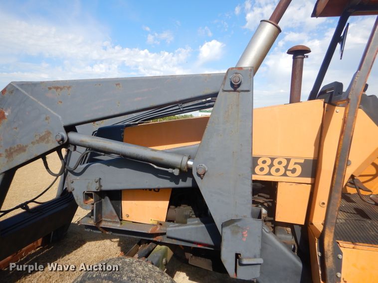 image for item GN9253 Valmet 885 tractor