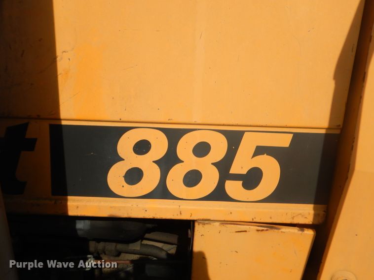 image for item GN9253 Valmet 885 tractor