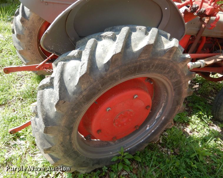 image for item GO9589 Ford 2N tractor