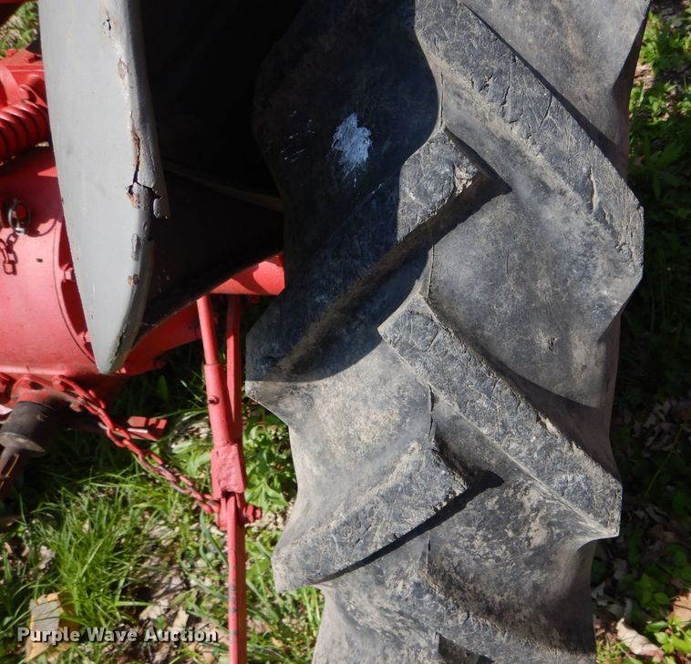 image for item GO9589 Ford 2N tractor