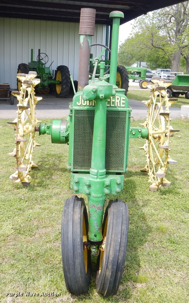 image for item GP9048 1938 John Deere B tractor