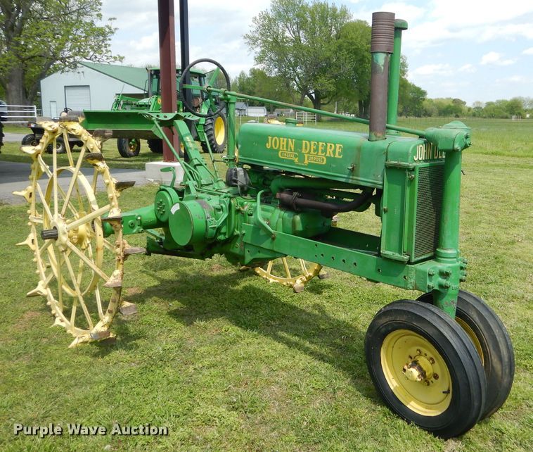 image for item GP9048 1938 John Deere B tractor