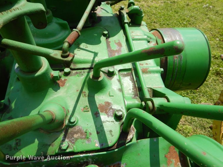 image for item GP9048 1938 John Deere B tractor