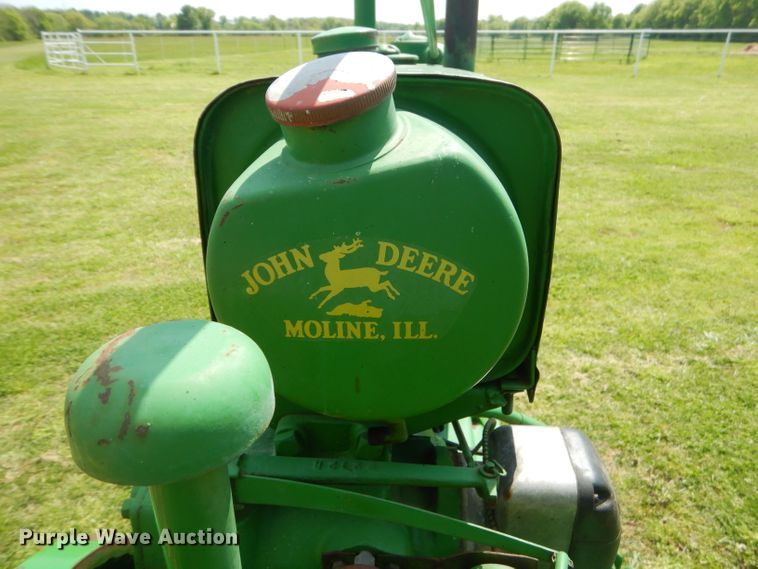 image for item GP9048 1938 John Deere B tractor
