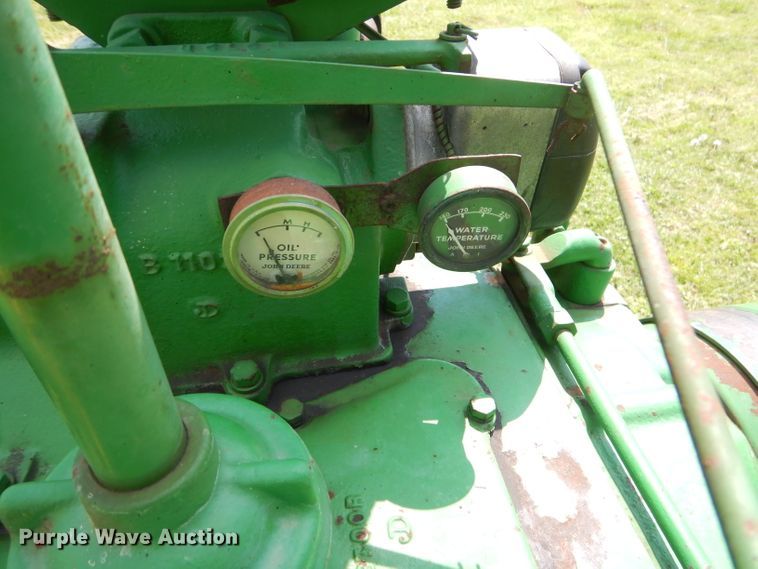 image for item GP9048 1938 John Deere B tractor