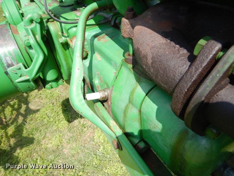 image for item GP9048 1938 John Deere B tractor