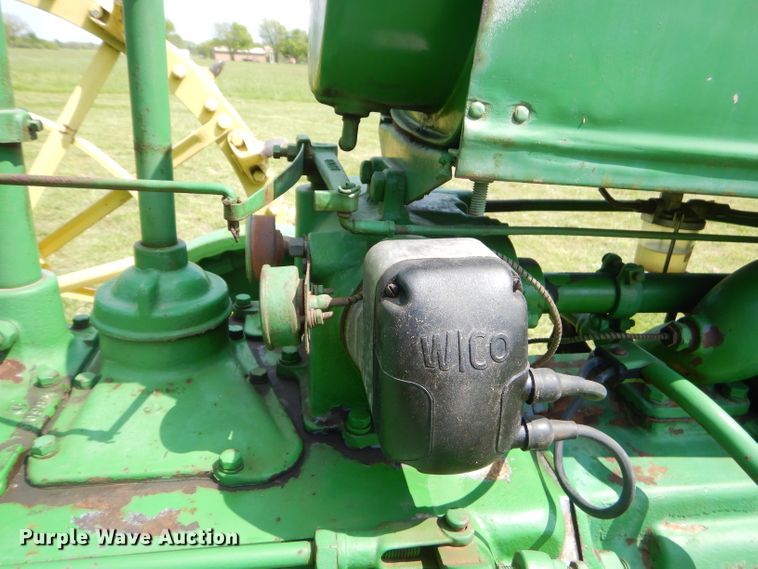 image for item GP9048 1938 John Deere B tractor