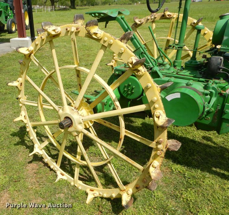 image for item GP9048 1938 John Deere B tractor