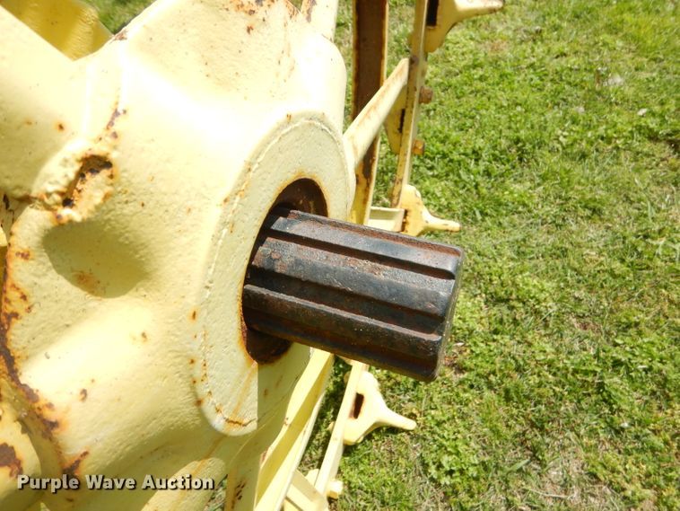 image for item GP9048 1938 John Deere B tractor