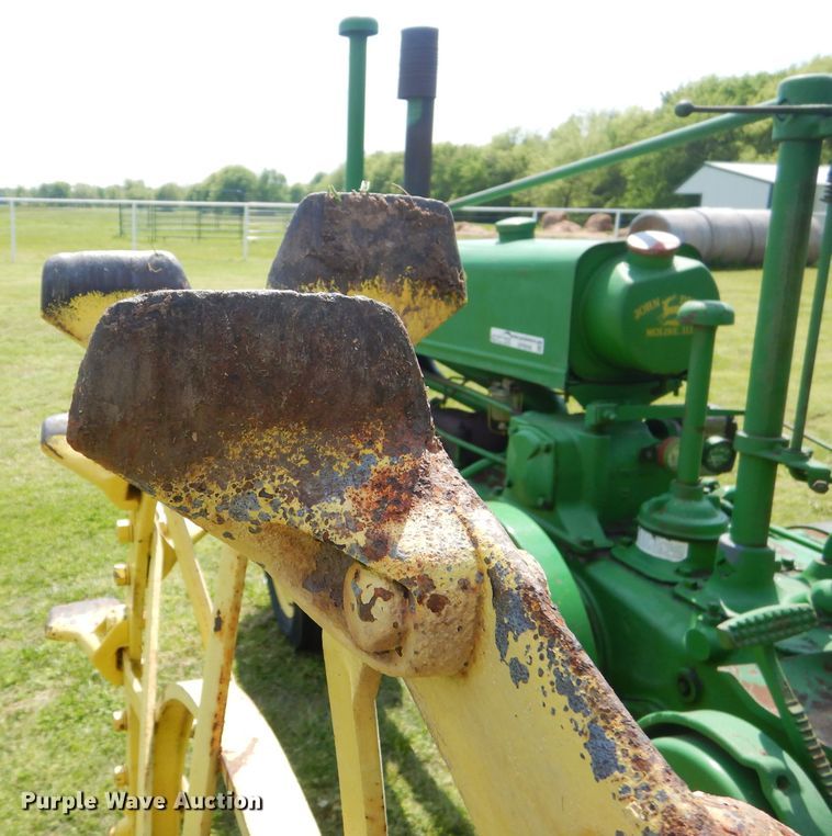 image for item GP9048 1938 John Deere B tractor