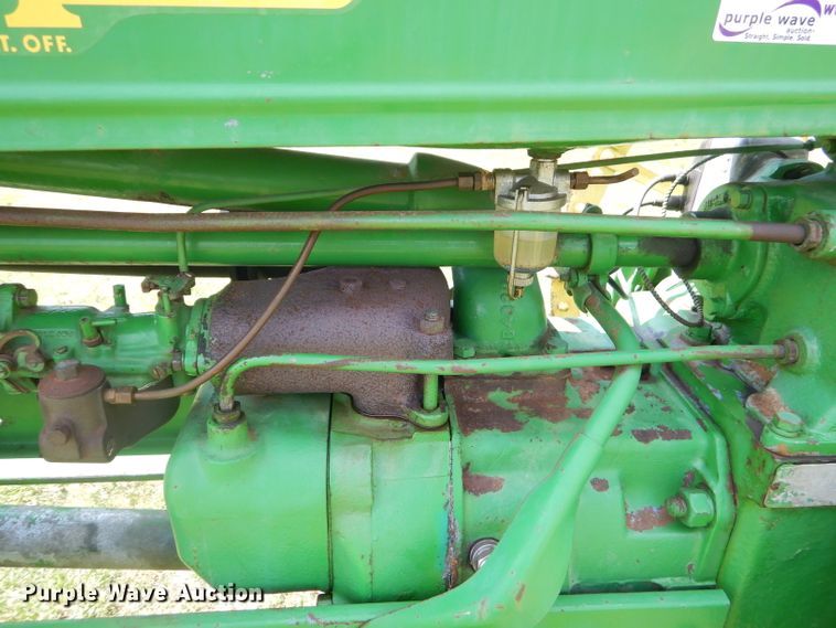 image for item GP9048 1938 John Deere B tractor
