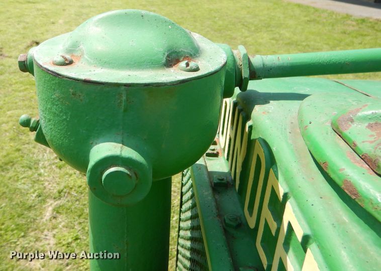 image for item GP9048 1938 John Deere B tractor