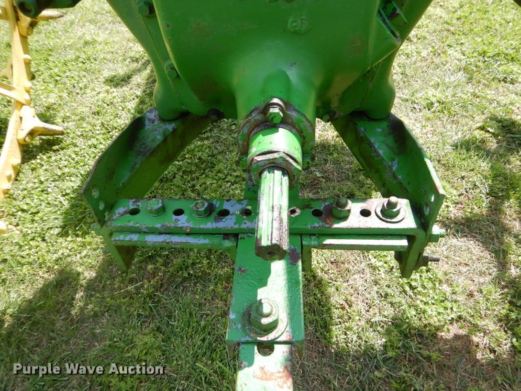 image for item GP9048 1938 John Deere B tractor