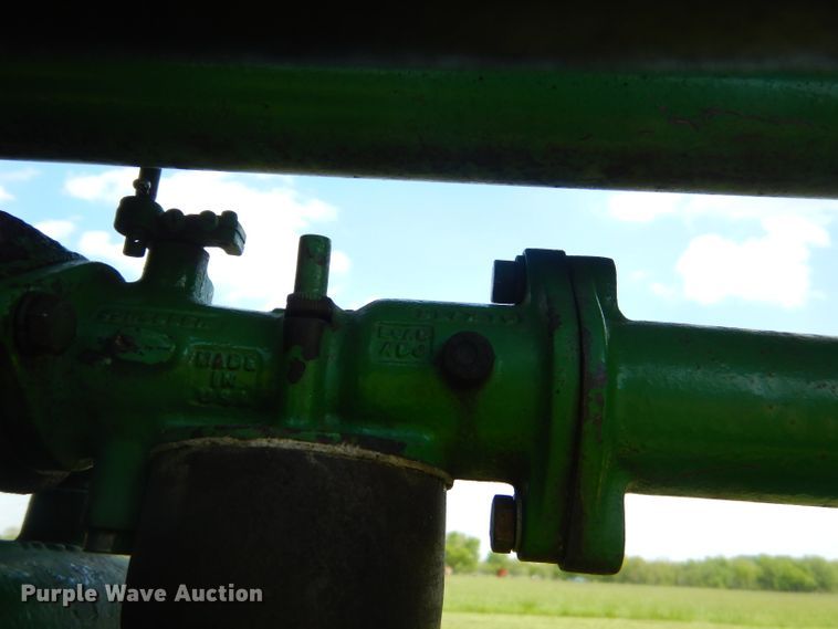 image for item GP9048 1938 John Deere B tractor