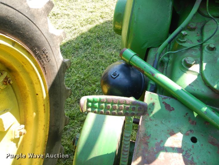 image for item GP9050 1951 John Deere G tractor