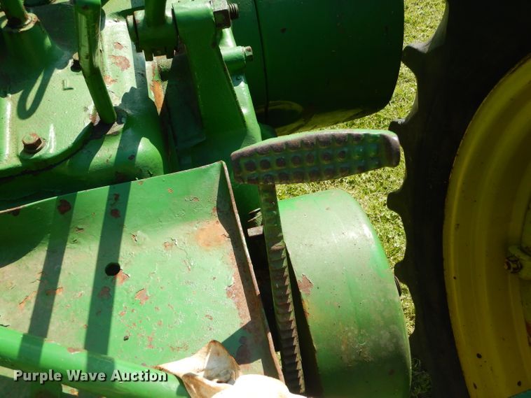 image for item GP9050 1951 John Deere G tractor