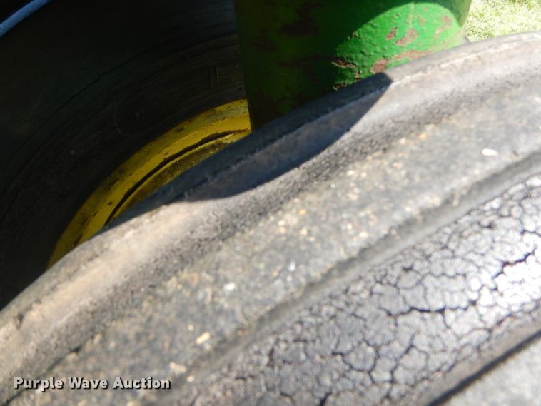 image for item GP9050 1951 John Deere G tractor